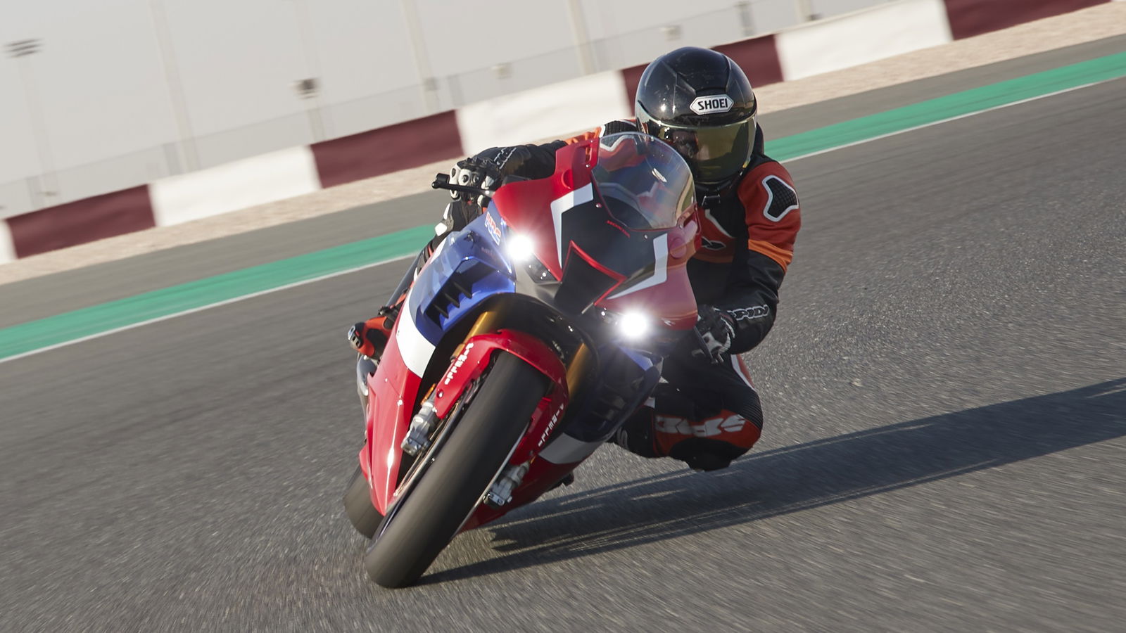 Honda CBR1000RR-R SP Visordown Review